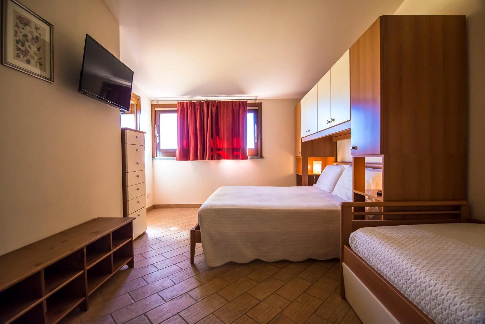 Appartamenti E Affittacamere Le Due Ruote Alberese Chambre photo
