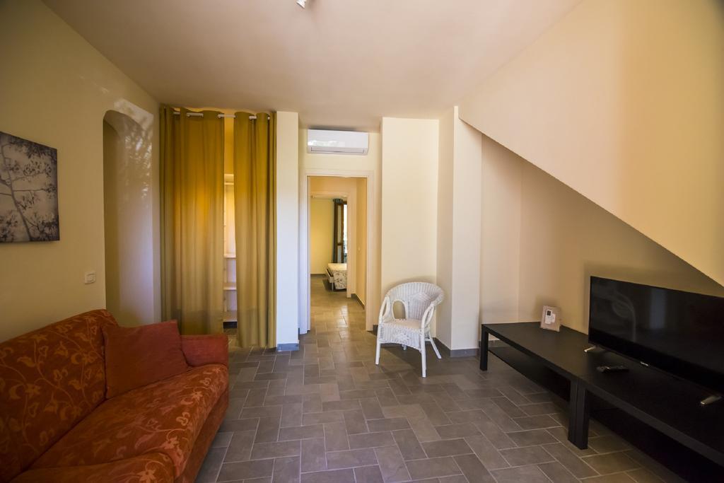 Appartamenti E Affittacamere Le Due Ruote Alberese Extérieur photo