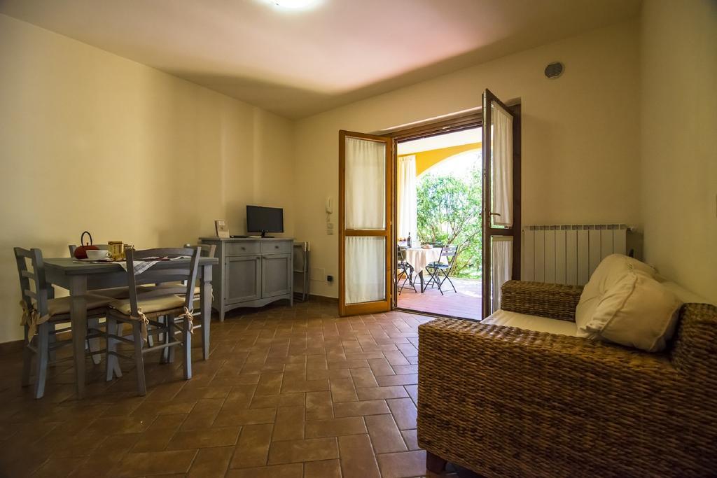 Appartamenti E Affittacamere Le Due Ruote Alberese Extérieur photo